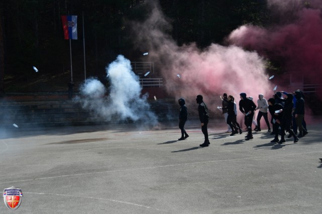 DSC_1288~1.JPG