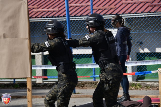 DSC_1423~0.JPG