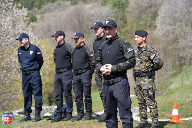 DSC_1706~0.JPG