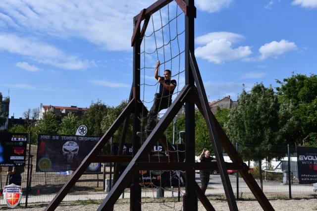 DSC_4976~1.JPG
